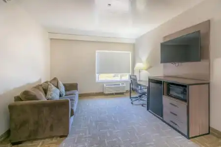Clarion Pointe Galveston Seawall - 61