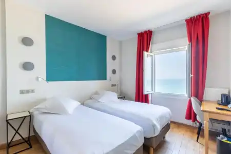 Kyriad Saint Malo centre Plage - 240