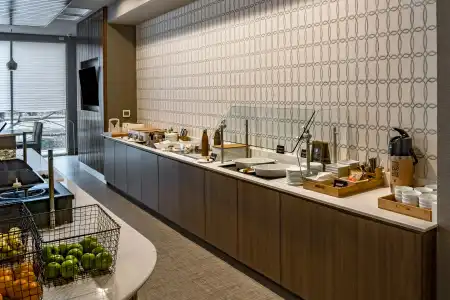 Element Dallas Downtown East - 10