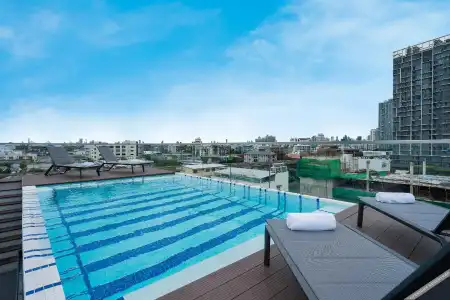 Amber Sukhumvit 85 - 19