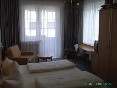 Roter Hahn - Bed & Breakfast - 38