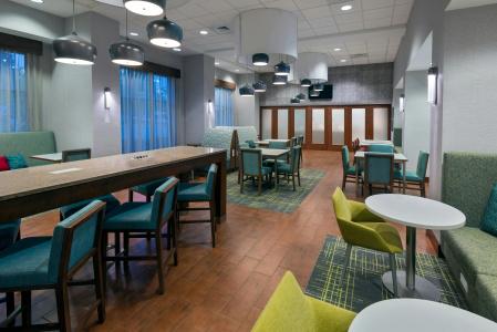 Hampton Inn & Suites Winston-Salem/University Area, NC - 32