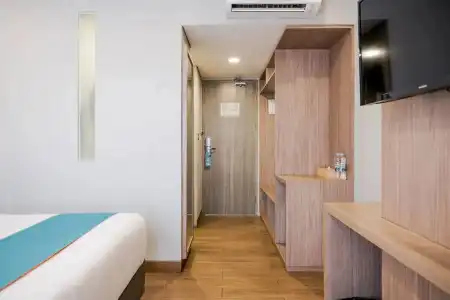 RedDoorz Premium near CBD Puri Indah - 53