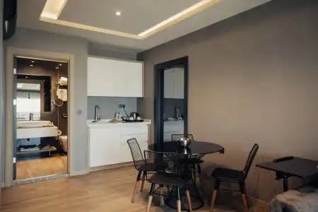 Burhaniye Marina Boutique - 18