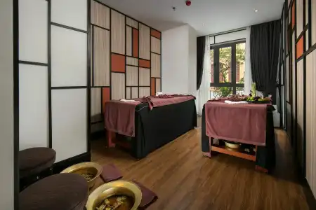Aurora Premium - A Lifestyle - 2