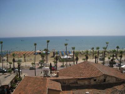 Larnaca Bay Suites - 20