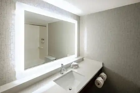 Holiday Inn Express Vancouver Airport - Richmond by IHG - 67