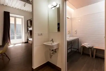 Hostel Nut - 32