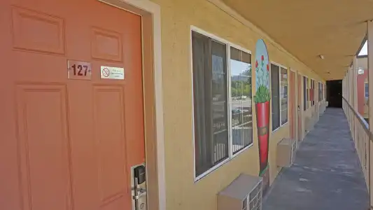 Lincoln Motel - Los Angeles, Hollywood Area - 10