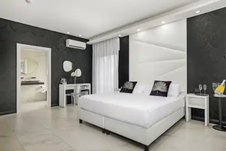 Reggia Suite Spa - 94