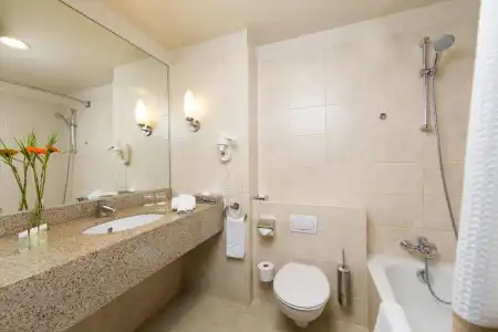 Courtyard by Marriott Brussels - 40