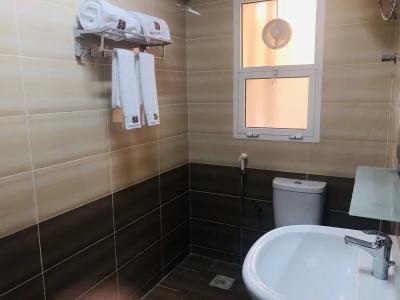 Season Inn - 13
