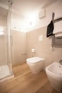 Vis a Vis Apartments - 107