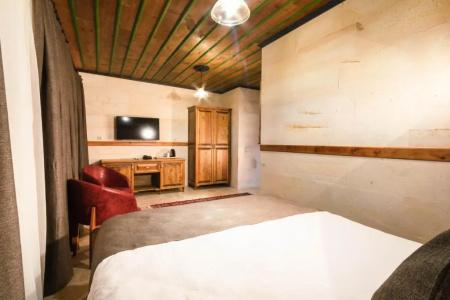Sapphire Stone House - 46