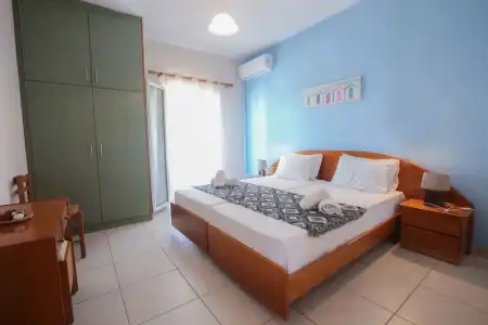 S&C Kosmos Beach Resort - 21