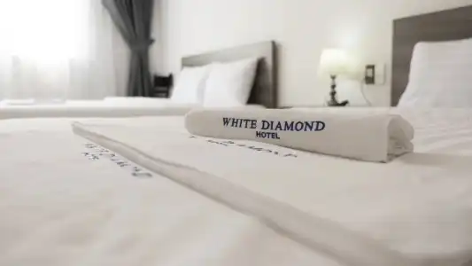 White Diamond - 73