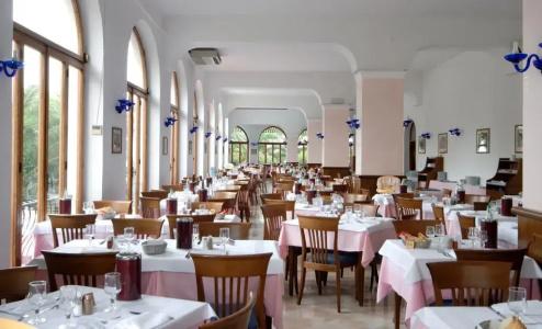Grand Excelsior - 32