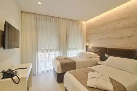 The Rooms - 250