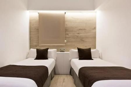 & Apartments Travessera - 160
