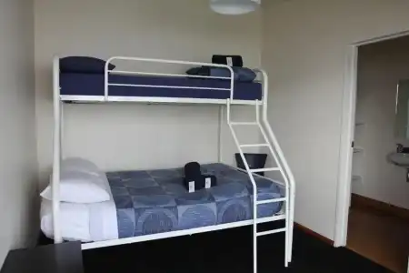 On Top Apartments & Hostel Backpackers - 21