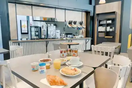 B&B Marseille Centre La Joliette - 27