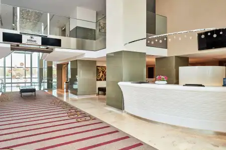 Hilton Vienna Waterfront - 1