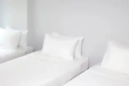 Nantra Silom - 27