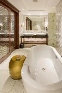 Melia Vinpearl Hue - 14