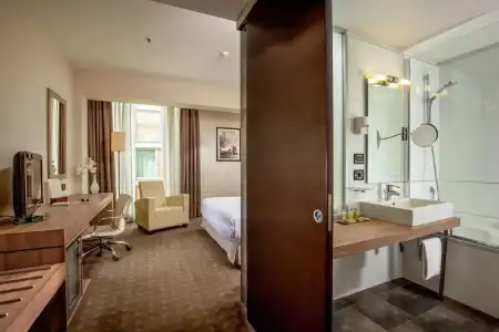 DoubleTree by Hilton Milan - 29