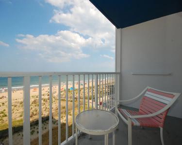 DoubleTree by Hilton Ocean City Oceanfront - 29