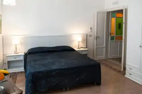 B&B Nike - Rooms Only - 85
