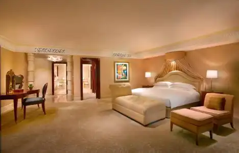Grand Hyatt - 78