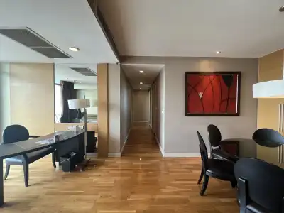 Urbana Sathorn - 24