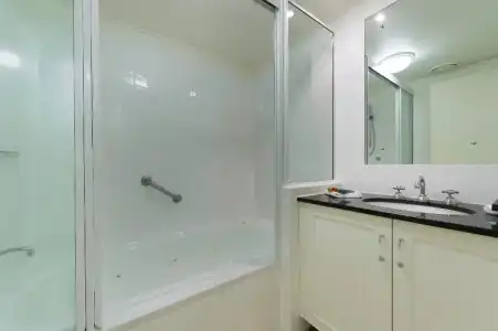 Mandalay Luxury Beachfront Apartments - 72