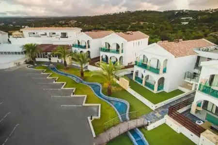 Latchi Escape & Suites - 12