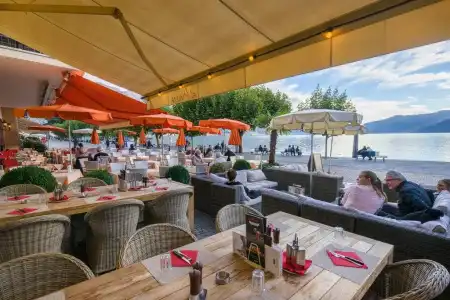 Piazza Ascona & Restaurants - 10