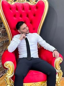 Queens Leriotis - 22