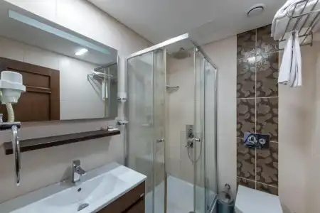 Aristocrat - 60