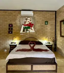 Sanuk bungalows - 1