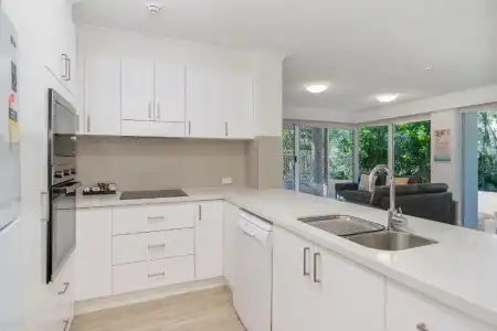 Burleigh Mediterranean Resort Enquiries - 91