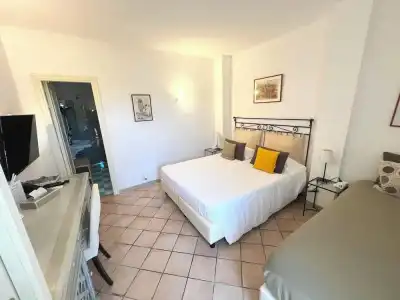 La Reginella - 27