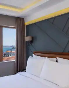 Azzap Galata - 45