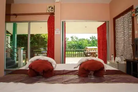 Noble Night Guesthouse Kanchanaburi - 25