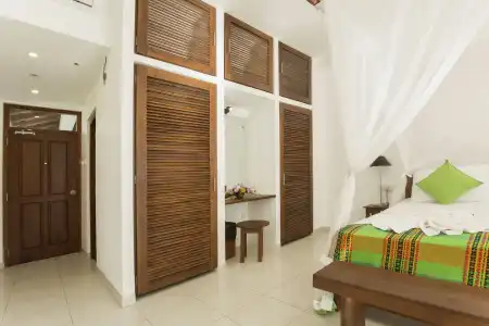 Rockside Beach Resort - 5