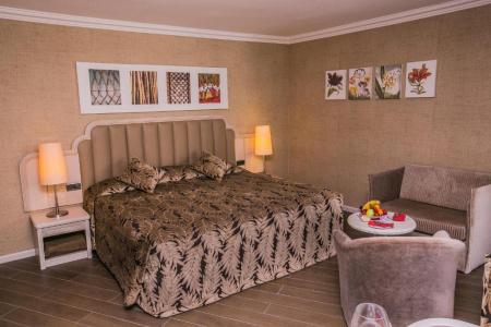 Elegances International - 42