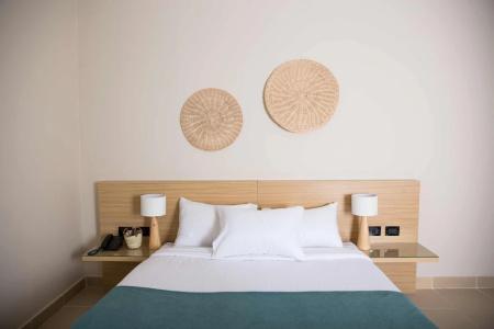 Redcon Suites - 246