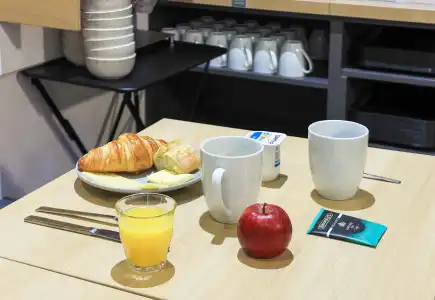 B&B Dijon Centre - 11