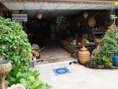 Three J Guesthouse - 10