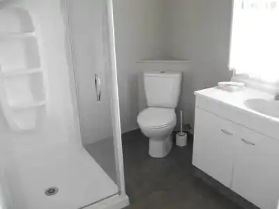 Cobblestone Court Motel – Wenzel Motels - 22