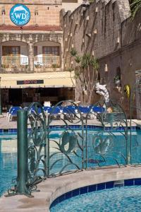 White Dolphin Complex - 11